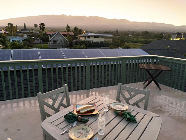 2858 Puu Hoolai St, Kihei, HI 96753