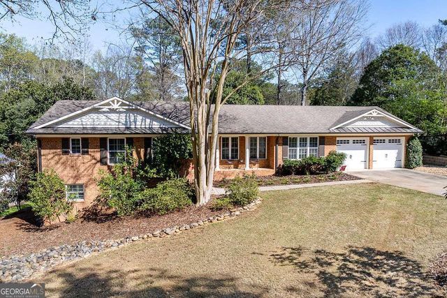275 Davis Estates Road, Athens, GA 30606