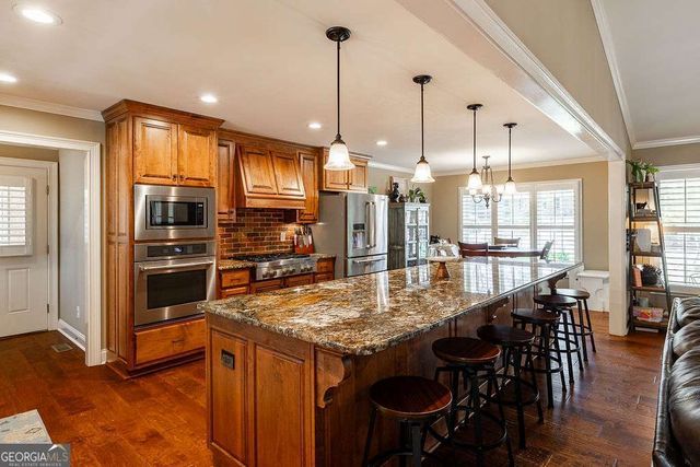 275 Davis Estates Road, Athens, GA 30606