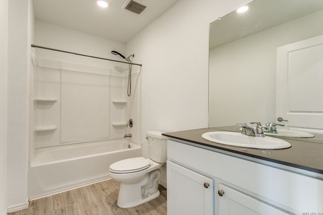 13227 Furyk, San Antonio, TX 78221