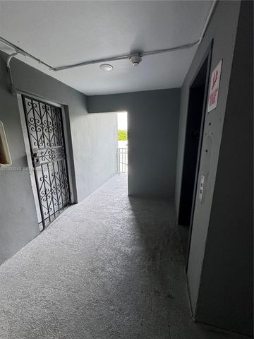 645 NE 121st Street 304, North Miami, FL 33161