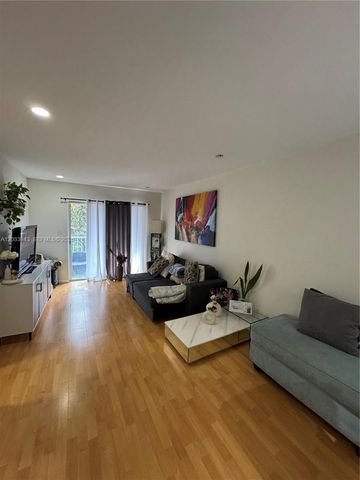 645 NE 121st Street 304, North Miami, FL 33161