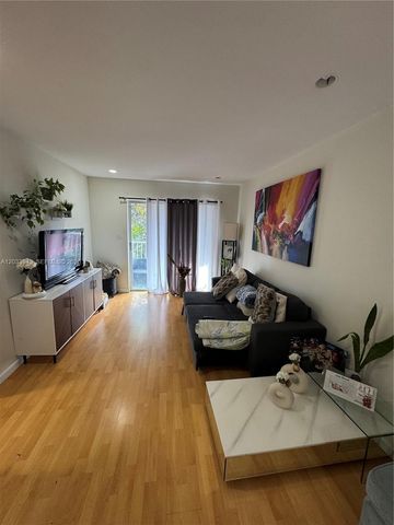 645 NE 121st Street 304, North Miami, FL 33161