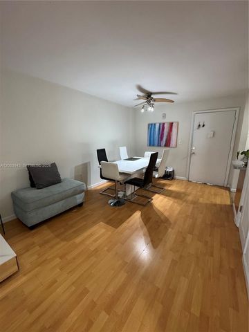 645 NE 121st Street 304, North Miami, FL 33161