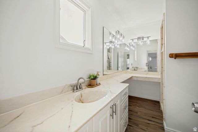 1102 E LOCH LOMOND WAY, Millcreek, UT 84117