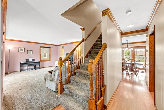 N60W24621 Rocky Hollow PASS, Sussex, WI 53089