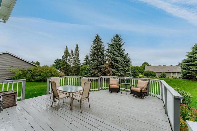 N60W24621 Rocky Hollow PASS, Sussex, WI 53089