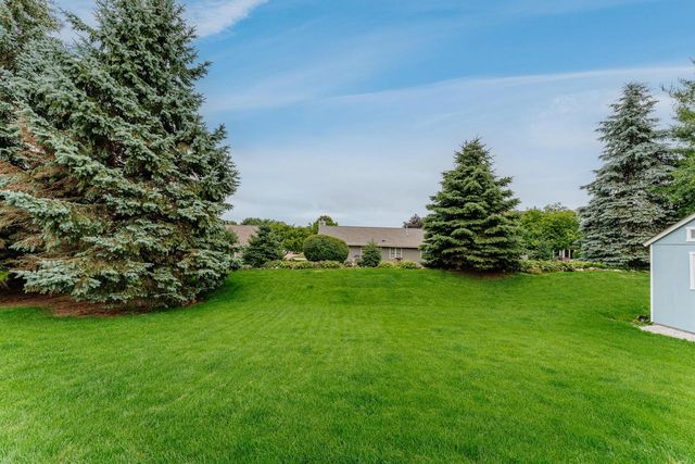 N60W24621 Rocky Hollow PASS, Sussex, WI 53089