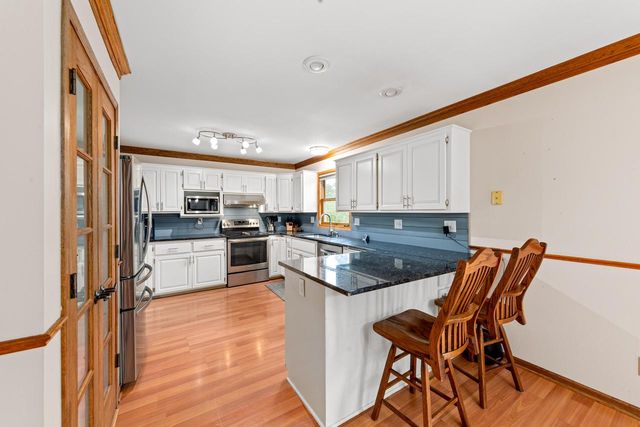 N60W24621 Rocky Hollow PASS, Sussex, WI 53089