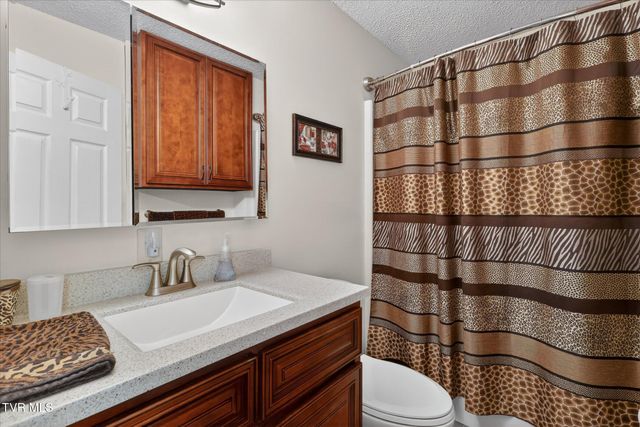 603 Blue Springs Road, Elizabethton, TN 37643