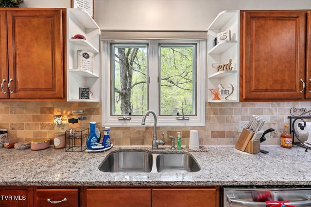 603 Blue Springs Road, Elizabethton, TN 37643