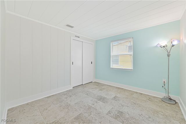 2500 Harbor View DR, Matlacha, FL 33993