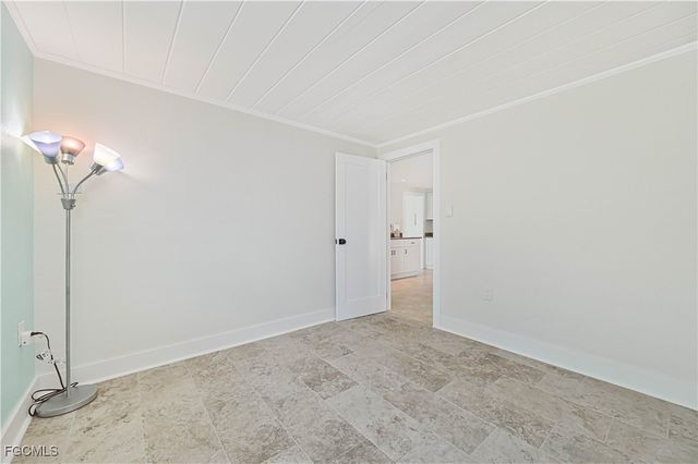 2500 Harbor View DR, Matlacha, FL 33993