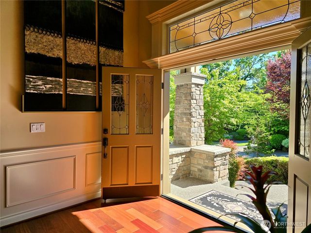 4569 162nd Lane SE, Bellevue, WA 98006