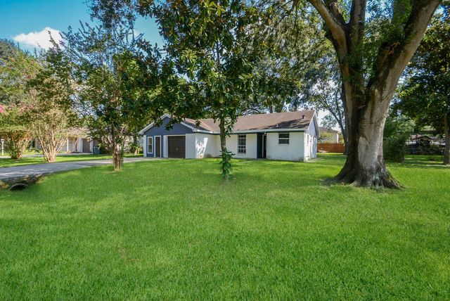 12315 Maxim Drive, Houston, TX 77065