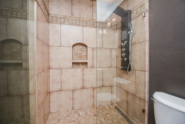 12315 Maxim Drive, Houston, TX 77065