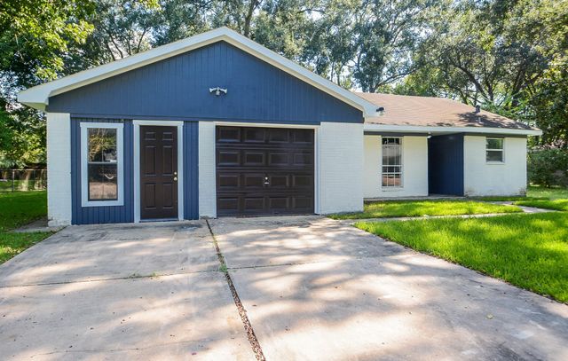 12315 Maxim Drive, Houston, TX 77065