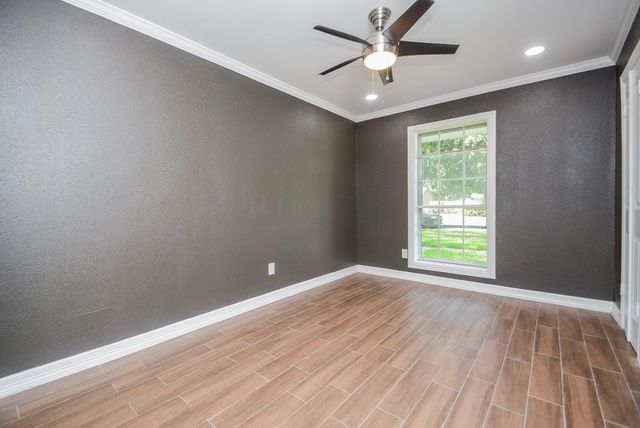 12315 Maxim Drive, Houston, TX 77065
