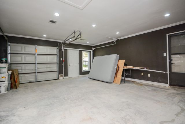 12315 Maxim Drive, Houston, TX 77065