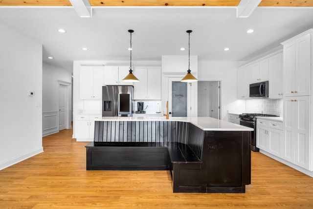 26411 W Stephanie Drive, Channahon, IL 60410