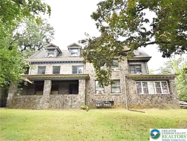 226 13th Street 3, Easton, PA 18042