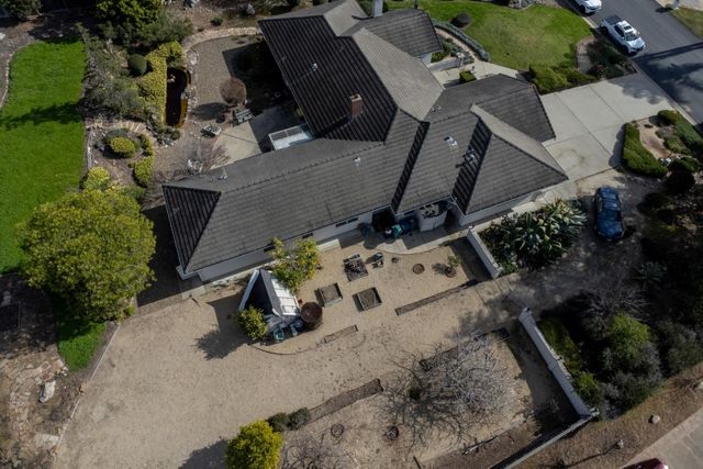 18430 Meadow Ridge Road, Prunedale, CA 93907