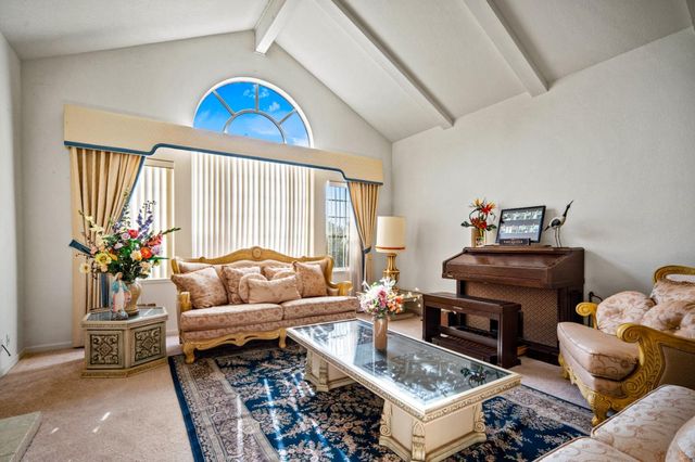 18430 Meadow Ridge Road, Prunedale, CA 93907