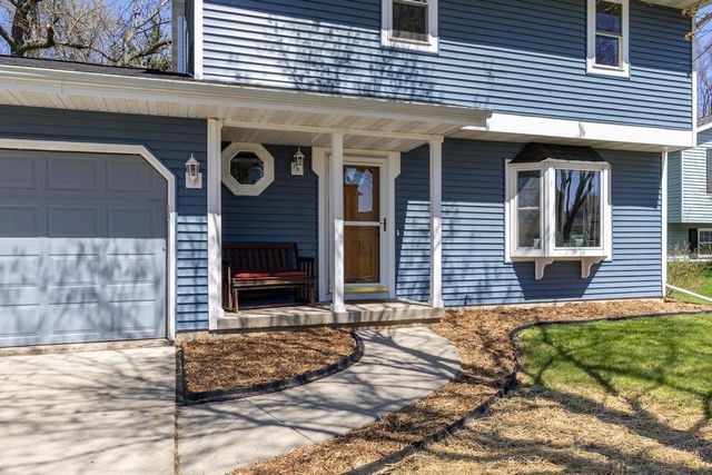 506 Seven Nations Drive, Madison, WI 53713