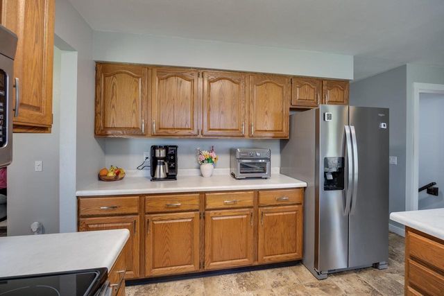 506 Seven Nations Drive, Madison, WI 53713