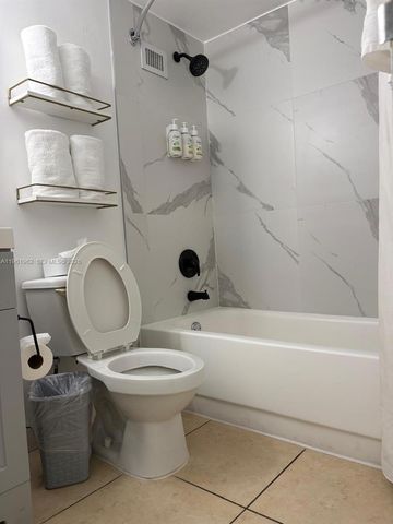 19201 Collins Ave 820, Sunny Isles Beach, FL 33160