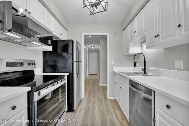 1043 Kimberly Drive, 11, Lansing, MI 48912