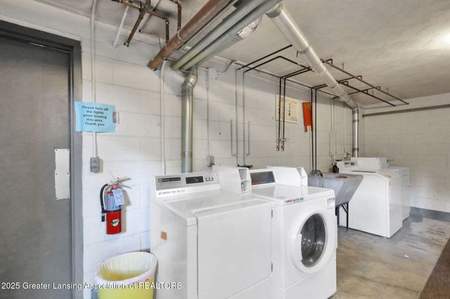 1043 Kimberly Drive, 11, Lansing, MI 48912