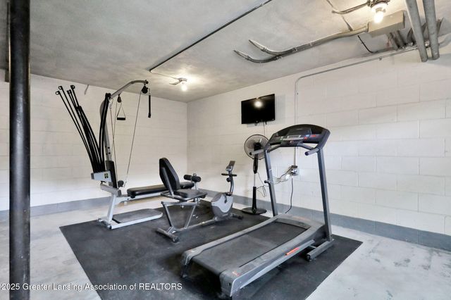 1043 Kimberly Drive, 11, Lansing, MI 48912