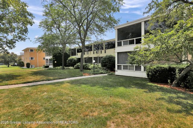 1043 Kimberly Drive, 11, Lansing, MI 48912