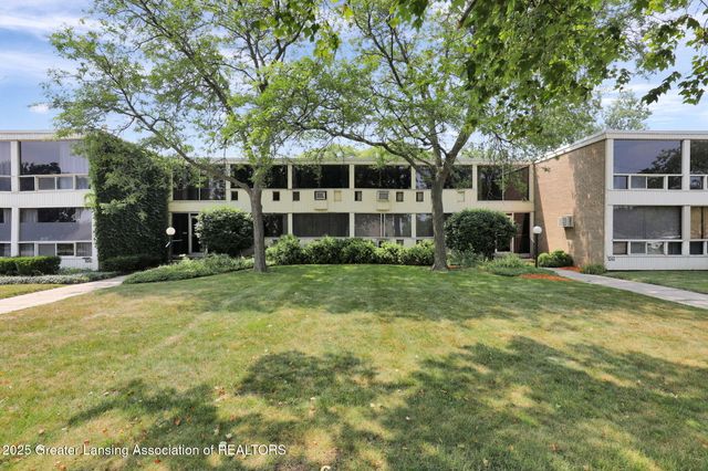 1043 Kimberly Drive, 11, Lansing, MI 48912