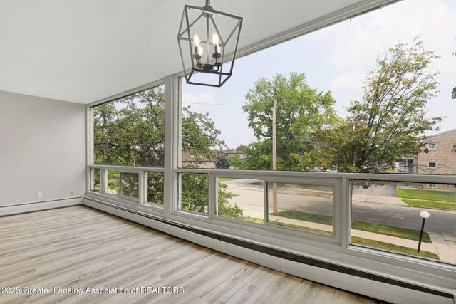 1043 Kimberly Drive, 11, Lansing, MI 48912