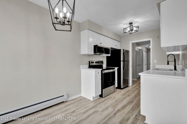 1043 Kimberly Drive, 11, Lansing, MI 48912