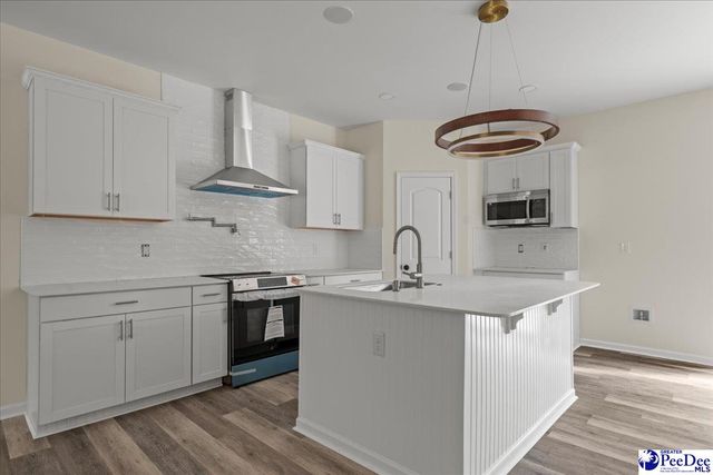 4020 W Pelican, Florence, SC 29501