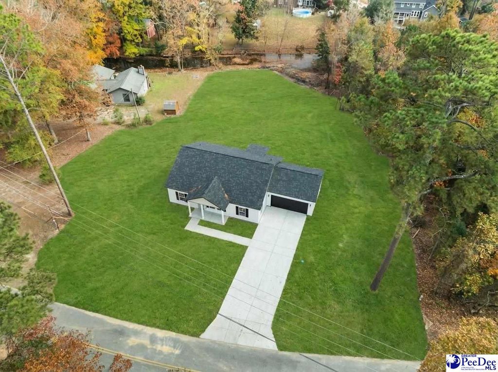 4020 W Pelican, Florence, SC 29501