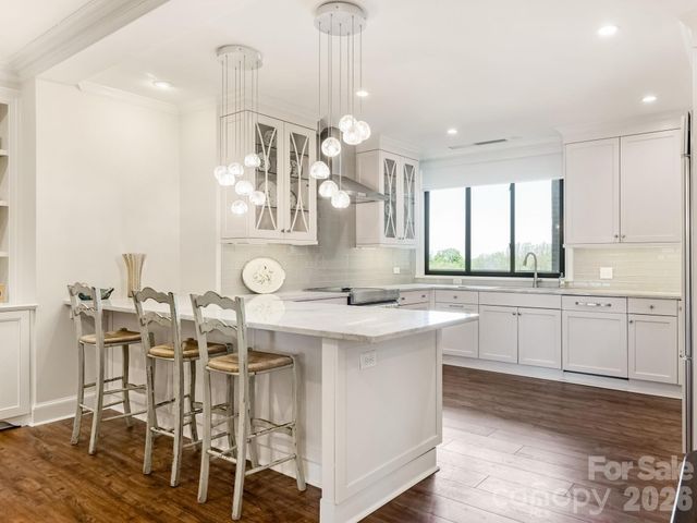 2633 Richardson Drive 8B, Charlotte, NC 28211