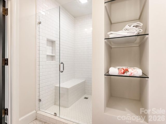 2633 Richardson Drive 8B, Charlotte, NC 28211