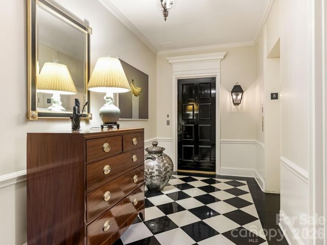 2633 Richardson Drive 8B, Charlotte, NC 28211