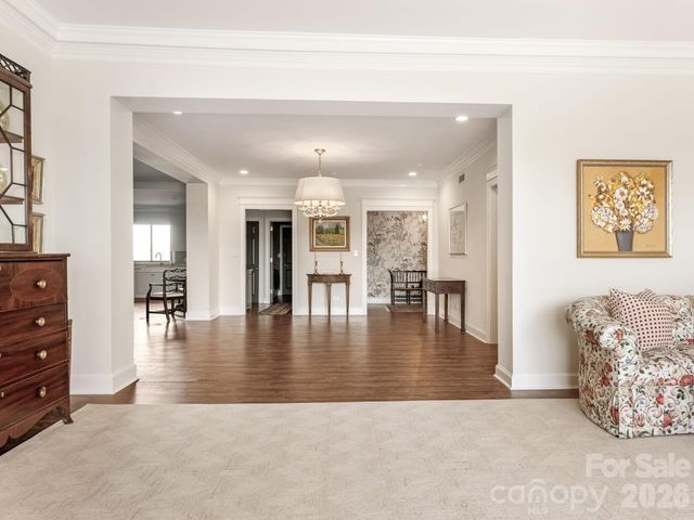 2633 Richardson Drive 8B, Charlotte, NC 28211