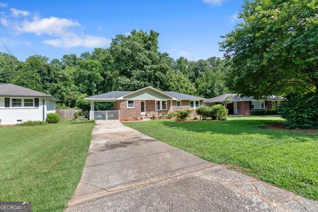 2483 Hunting Valley Drive, Decatur, GA 30033