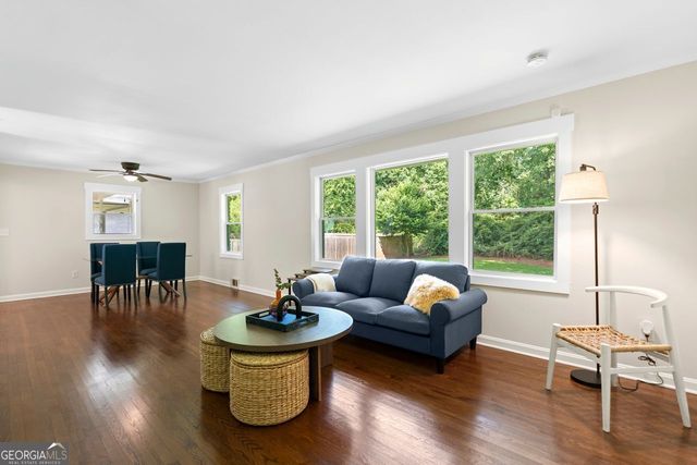 2483 Hunting Valley Drive, Decatur, GA 30033