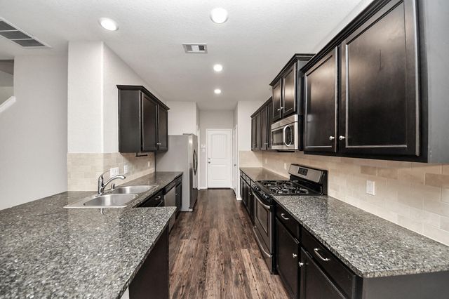 16130 Beachside Place, Crosby, TX 77532