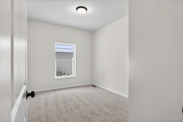 7460 Village Court, Springfield Charter Township, MI 48350