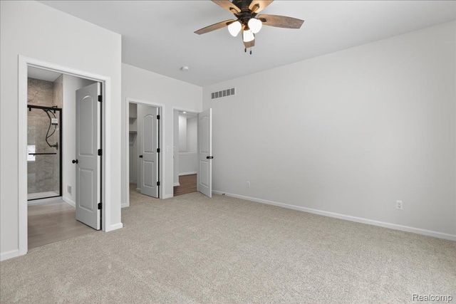 7460 Village Court, Springfield Charter Township, MI 48350