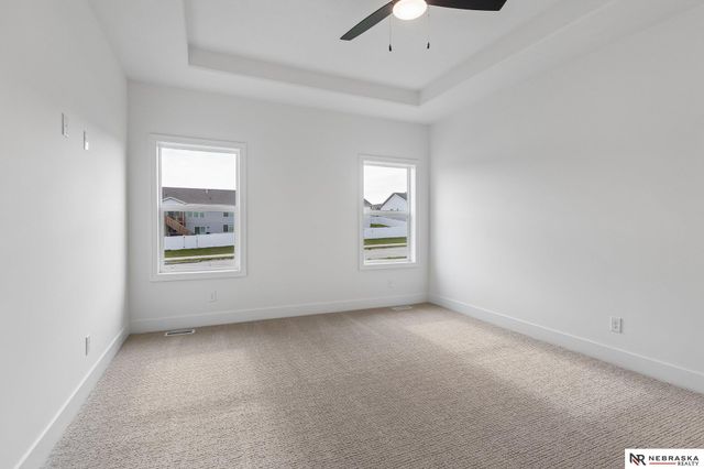 12007 S 109th Street, Papillion, NE 68046