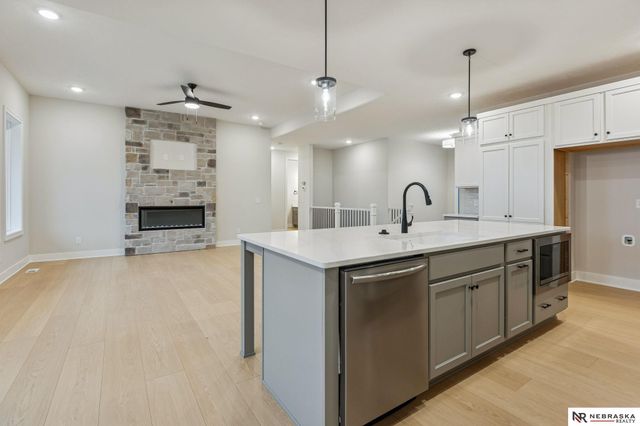 12007 S 109th Street, Papillion, NE 68046